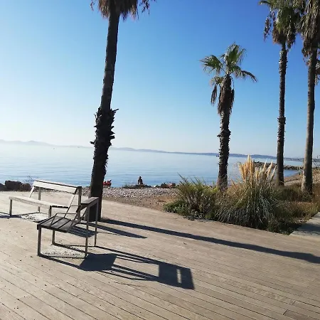 Olbus Riquier, Stylish And Bright Apt, Wifi * Hyères