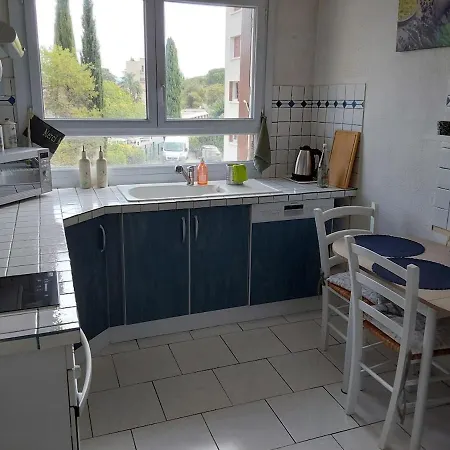 Appartement Olbus Riquier, Stylish And Bright Apt, Wifi Hyères