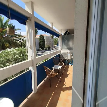 Olbus Riquier, Stylish And Bright Apt, Wifi * Hyères